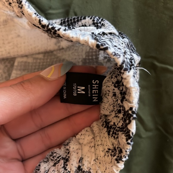 snake pants - Picture 2 of 4